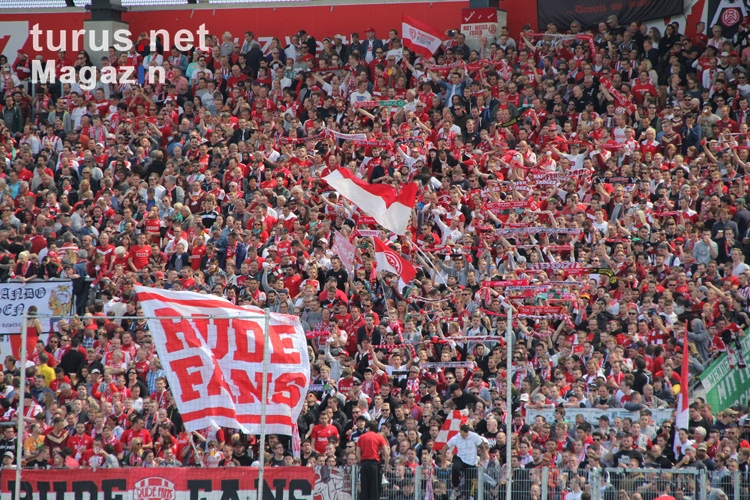 Support RWE Fans beim Pokalfinale 2015