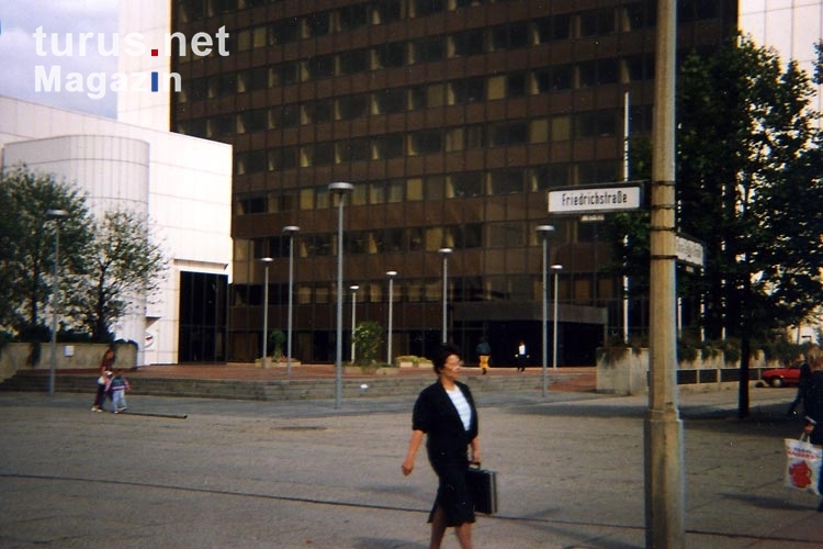 Internationales Handelszentrum in der Friedrichstraße in Berlin, Anfang 90er Jahre