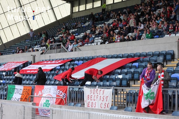 Fans des Cliftonville FC in Belfast