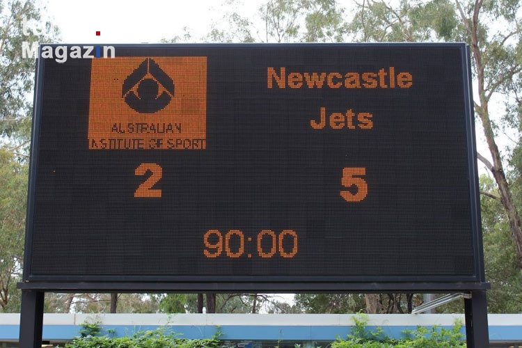AIS Canberra gegen Newcastle Jets 1:5