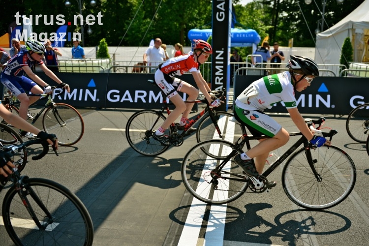 U15 Radrennen beim Garmin Velothon Berlin 2013