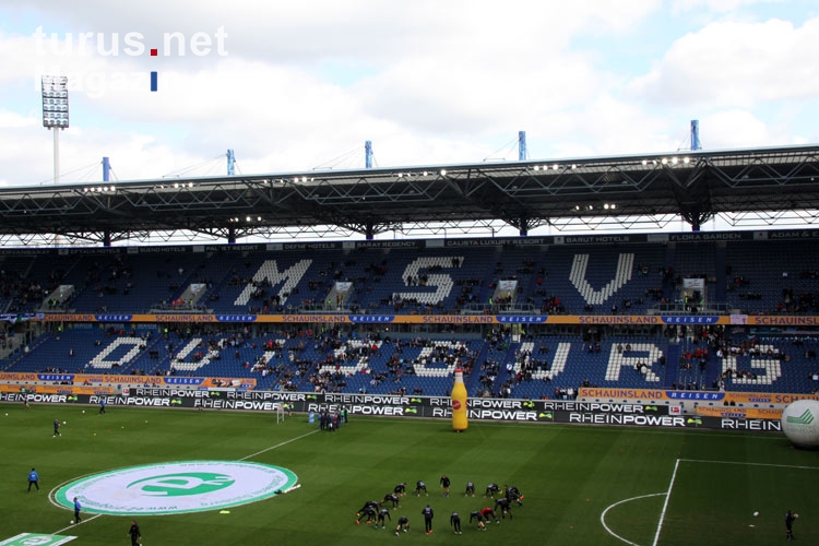 o estádio de MSV Duisburg, na Alemanha ocidental