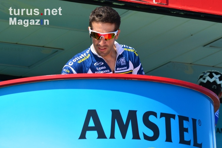 Einschreiben der Radprofis, 12. Etappe der Vuelta 2013