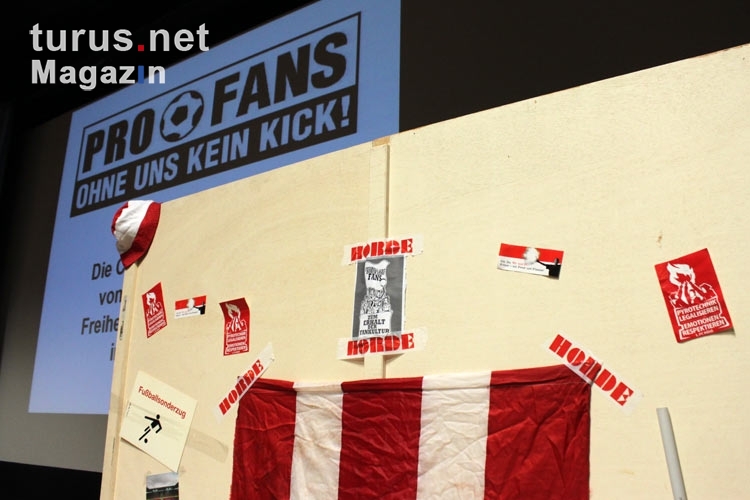 Fankongress Berlin 2012, Die Wilde Horde des 1. FC Köln hatte Utensilien mitgebracht