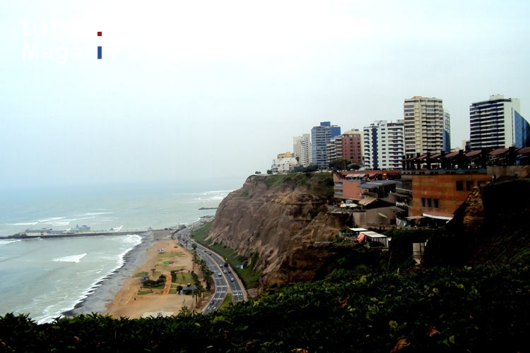 Küstenstraße in Lima, Peru
