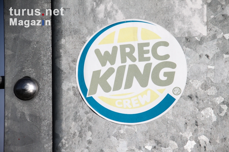WREC King Aufkleber am Stadion Essen
