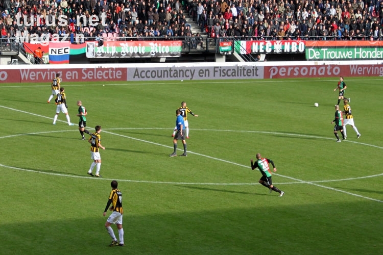 NEC Nijmegen - Vitesse Arnhem (Arnheim), 2010/11