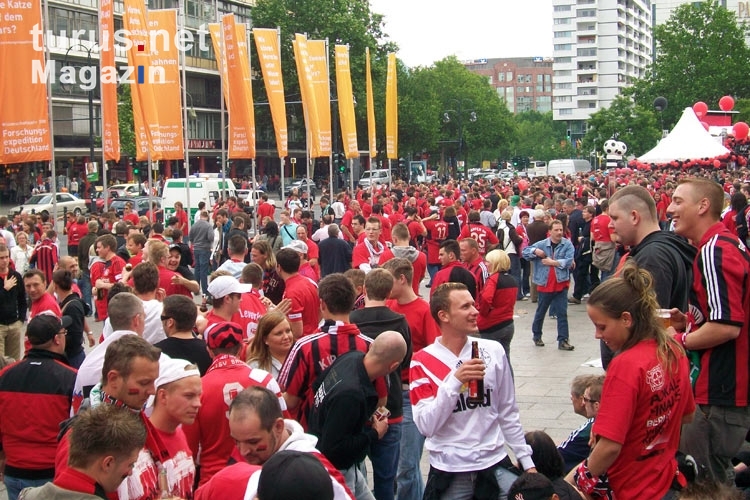 Bayer 04 Leverkusen zu Gast in Berlin beim DFB-Pokalfinale 2009 gegen Werder Bremen