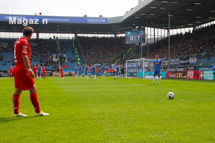 Spielszenen Bielefeld in Bochum 07.05.2017