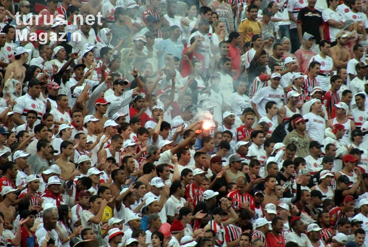 Fanblock der Anhänger des SE Palmeiras beim Duell gegen FC São Paulo, (Foto: T. Hänsch www.unveu.de)