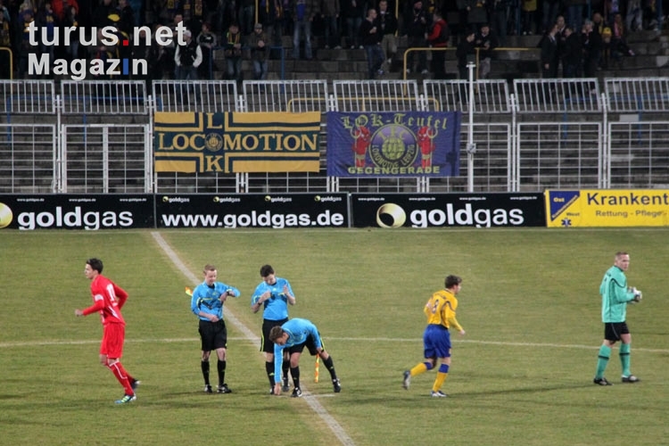 Kurz vor Anpfiff der Oberliga-Partie 1. FC Lok Leipzig - Rot-Weiß Erfurt II, 2011/12