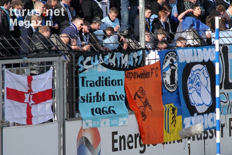 Zaunfahnen der Fans des Chemnitzer FC