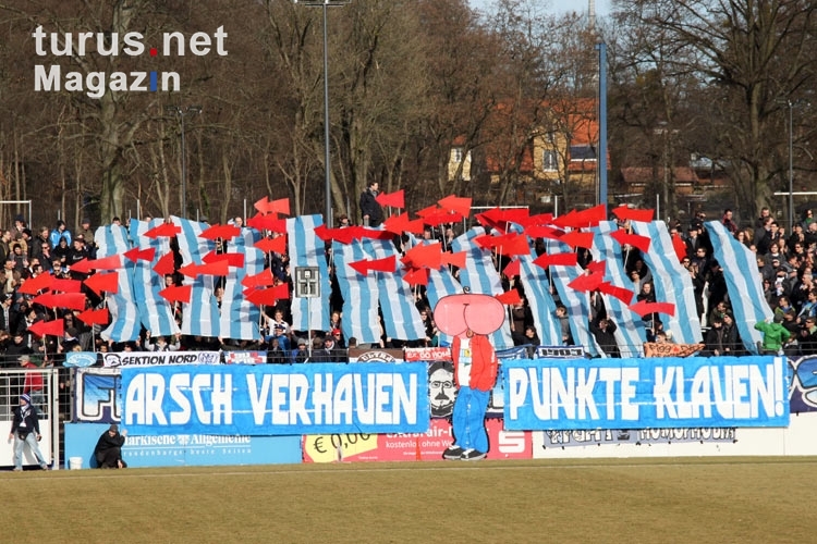 Provokante Choreographie der Fans des SV Babelsberg 03 beim Spiel gegen den Chemnitzer FC