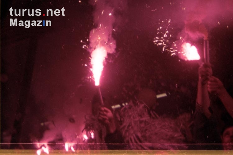 Lasst brennen: Pyrotechnik Anfang der 90er Jahre in deutschen Stadien