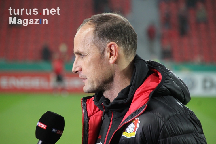 Heiko Herrlich Trainer Bayer 04 Leverkusen im Interview
