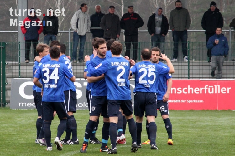Mannschaft des SV Babelsberg 03 vor dem Spiel bei Optik Rathenow