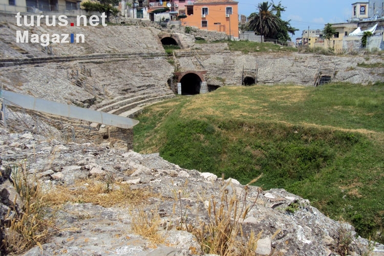 Historische Spuren in der Stadt Durres am Adriatischen Meer