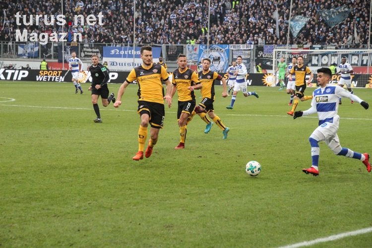 Spielszenen MSV gegen Dresden 17-12-2017