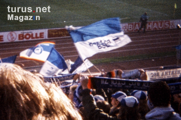 Hertha-Fans bei einem Heimspiel, 1993