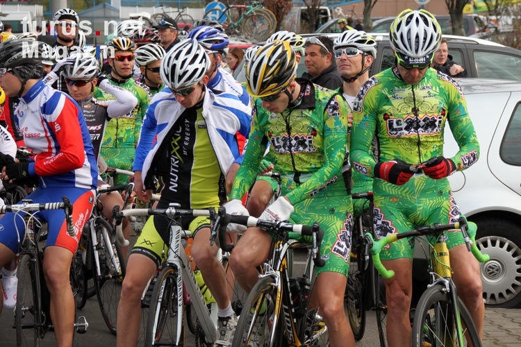 Team LeXXi aus Köln beim 54. Berlin - Bad Freienwalde - Berlin Radrennen, 15.04.2012