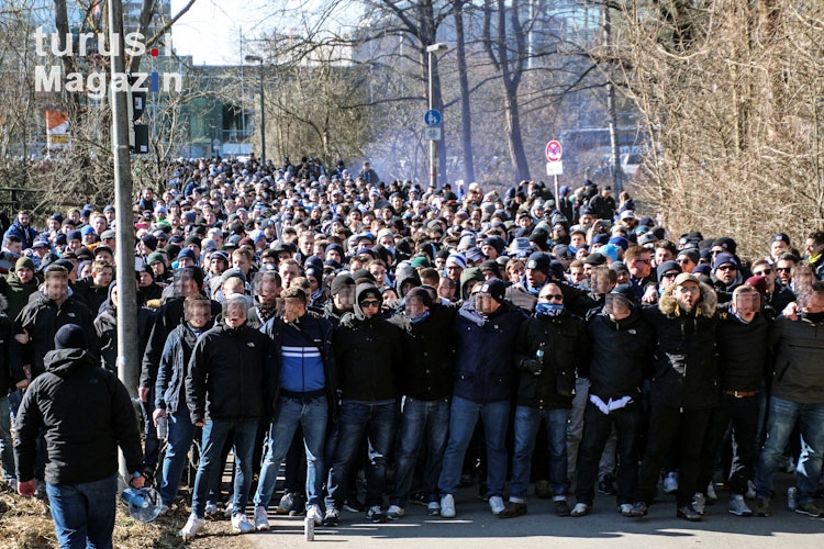 Marsch der 1860-Fans in Nürnberg