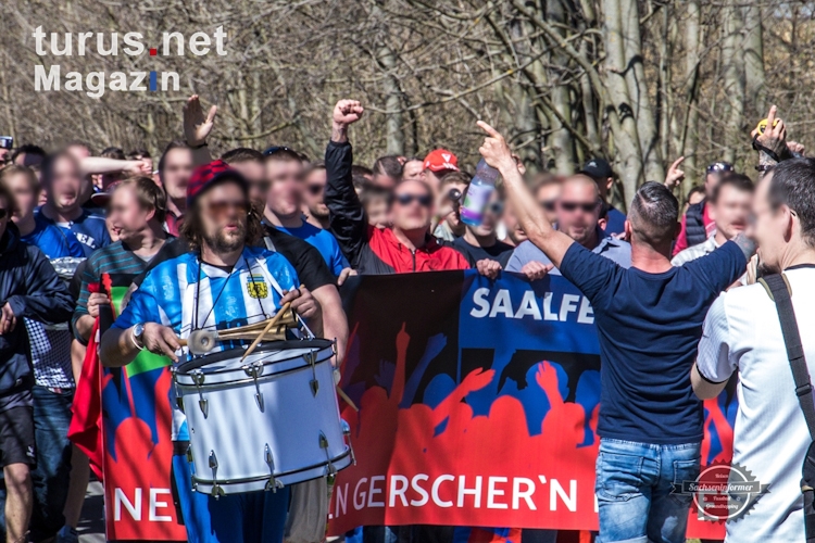 Marsch des FC Saalfeld zum Spiel gegen Gera