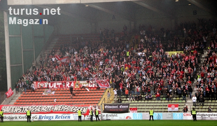 Ultras Essen in Krefeld - 2. Mai 2012