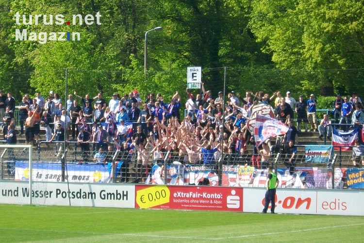 Fans / Ultras von Holstein Kiel zu Gast in Babelsberg, 25. April 2009, Regionalliga Nord