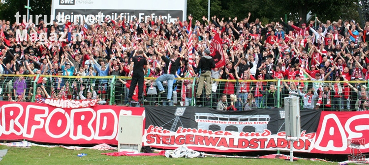 Erfurter Fans im Steigerwaldstadion