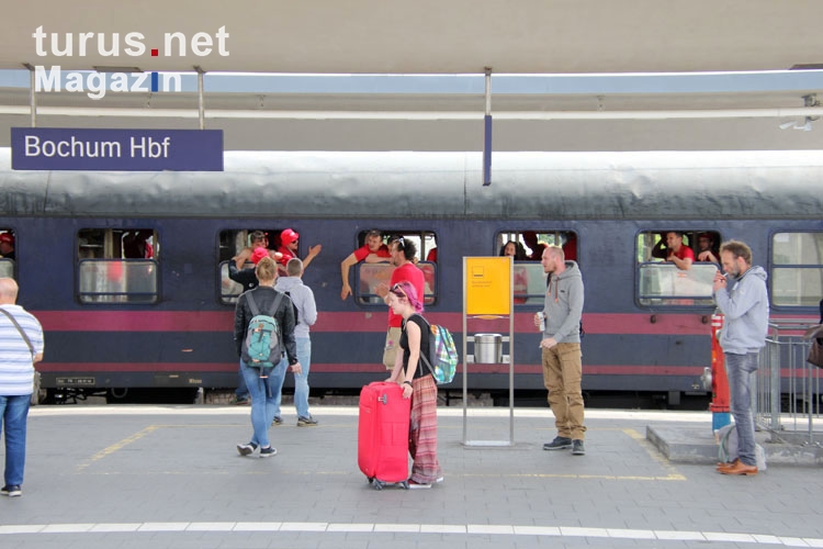 Union Berlin Sonderzug Ankunft in Bochum Mai 2019
