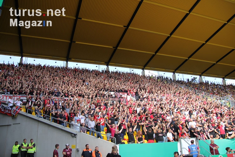 Bayer 04 Fans Support in Aachen 2019