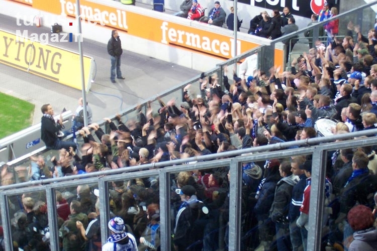 HSV-Fans in Duisburg