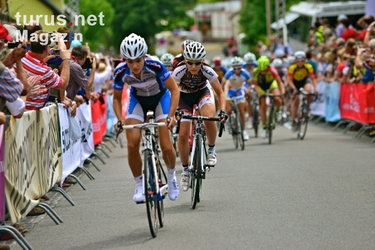 Rad-DM 2012. Start des Straßenrennens. 11 Runden durch das Muldental bei Grimma