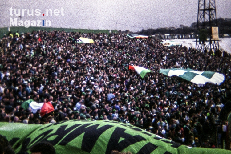 Celtic Fans in Edinburgh (1994)