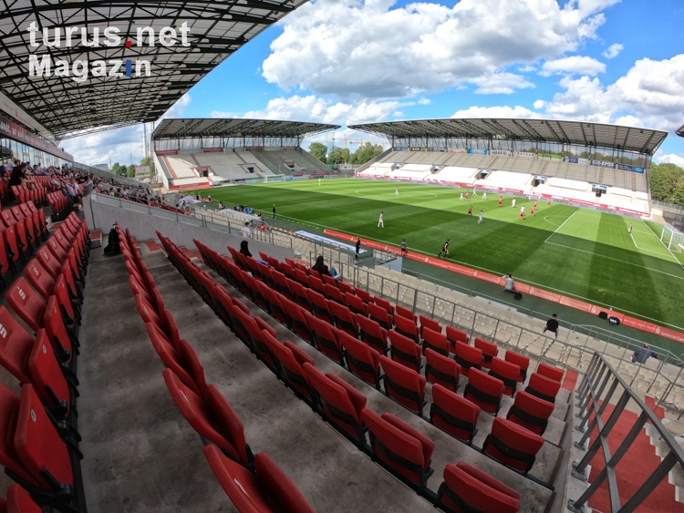 Stadion Essen Pokalfinale RWE gegen FC Kleve 22-08-2020