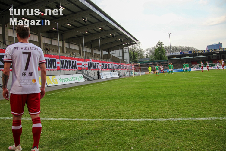 Kevin Grund RWO gegen RWE Niederrheinpokal Viertelfinale 12-05-2021 Spielszenen