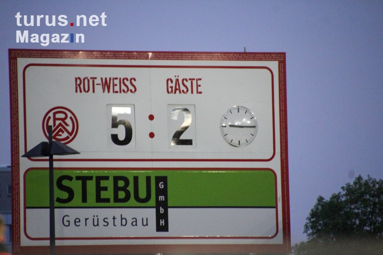 Anzeigentafel Rot-Weiss Essen vs. Sportfreunde Lotte 27-05-2021 Spielszenen