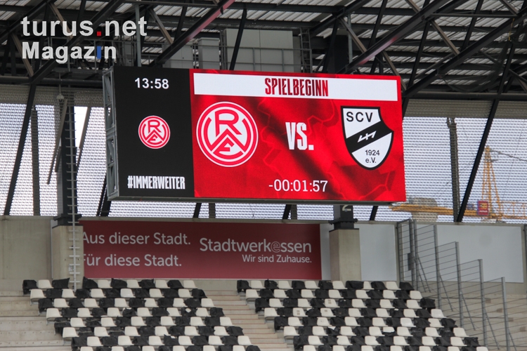 Anzeigentafel Stadion Essen RWE vs Verl Testspiel 07-08-2021