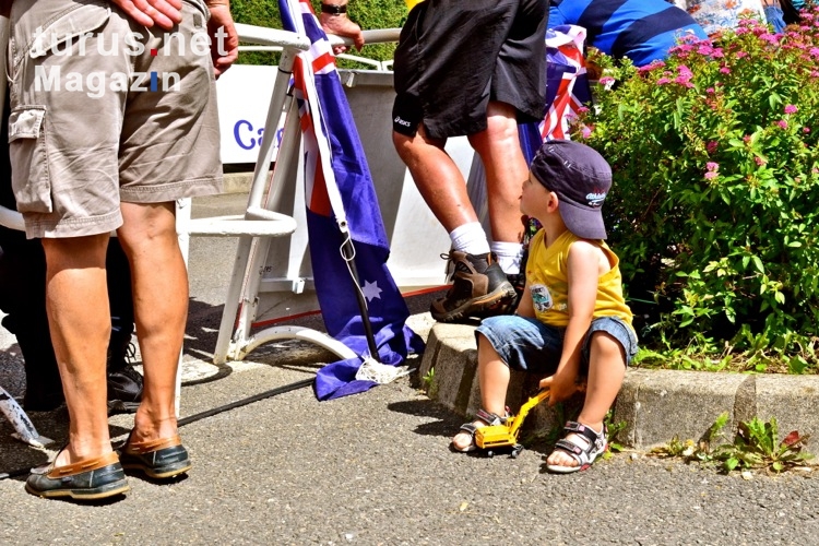 Radsportfans an einer EZF-Strecke der Tour de France 2012