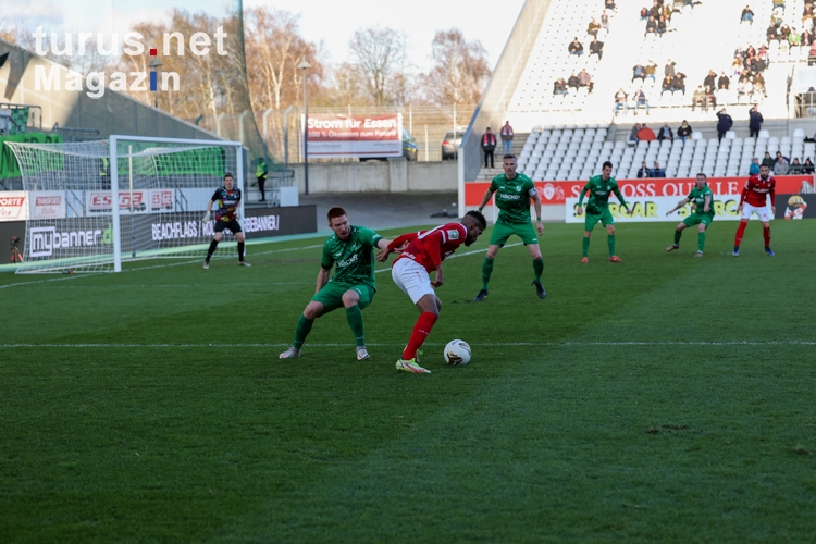 Isaiah Young, Patrick Choroba Rot-Weiss Essen vs. SV Rödinghausen Spielfotos 27-11-2021