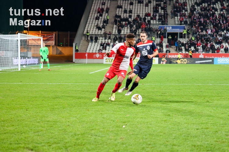 Isaiah Young Rot-Weiss Essen - Bonner SC RL-West Spielfotos 10-12-2021