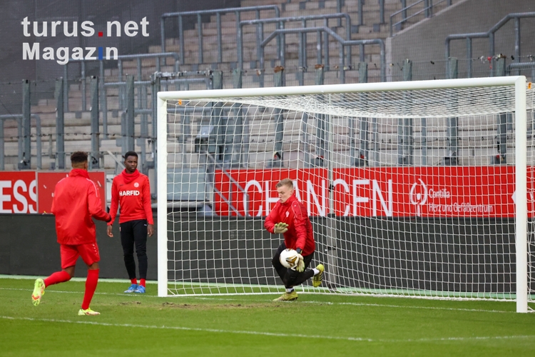 Jakob Golz Rot-Weiss Essen vs. SV Meppen Testspiel Spielfotos 08-01-2022