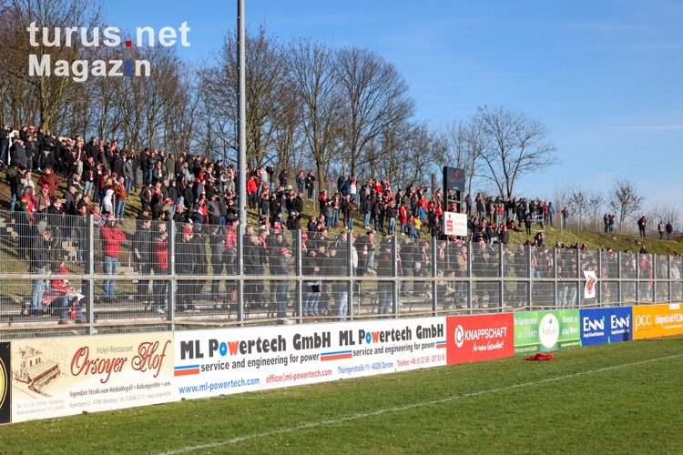 VfB  Homberg vs. Rot-Weiss Essen Spielfotos 12-02-2022