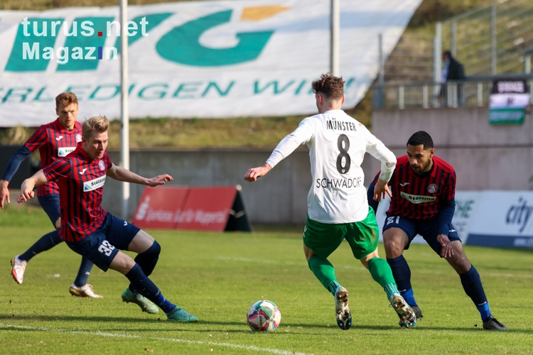 Jules Schwadorf Wuppertaler SV vs. Preußen Münster Spielfotos 06-03-2022
