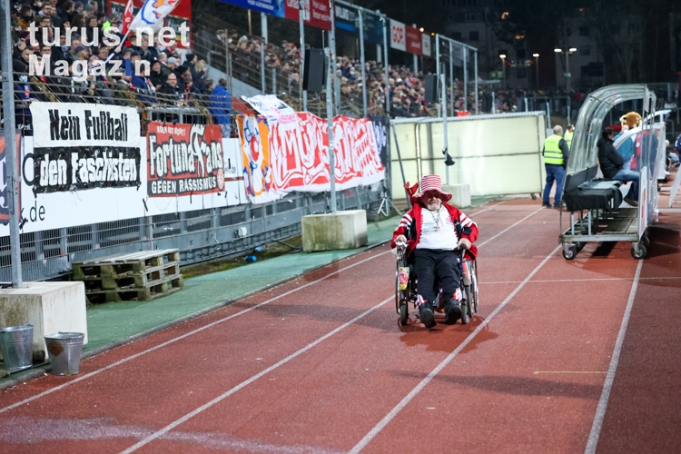 Glockenhorst SC Fortuna Köln vs. Rot-Weiss Essen Spielfotos 16-03-2022