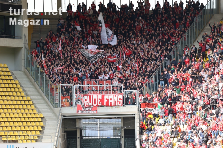 Rot-Weiss Essen Fans in Aachen 10-04-2022