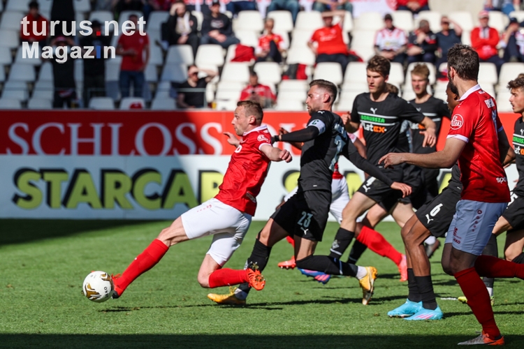 Felix Bastians Rot-Weiss Essen vs. Borussia Mönchengladbach U23 Spielfotos 16-04-2022