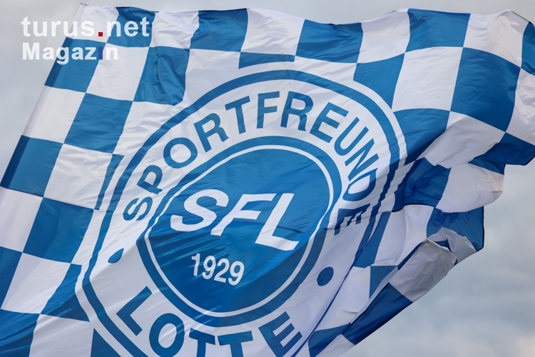 Sportfreunde Lotte Fans Ultras gegen Rot-Weiss Essen 22-04-2022