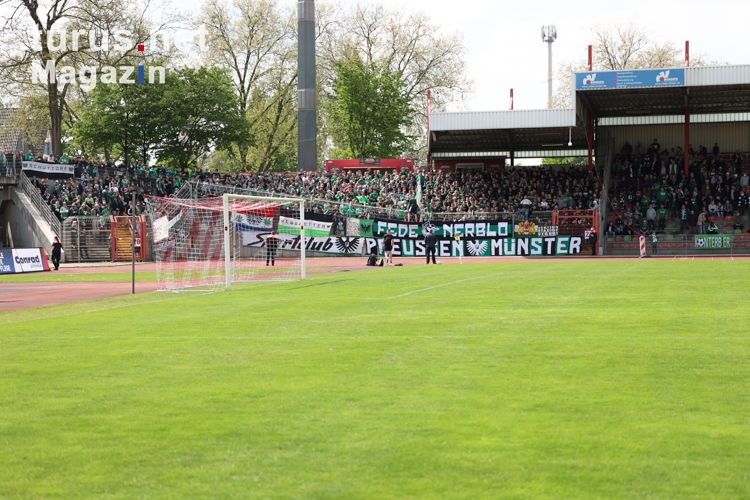 Preußen Münster Fans in Oberhausen 24.04.2022
