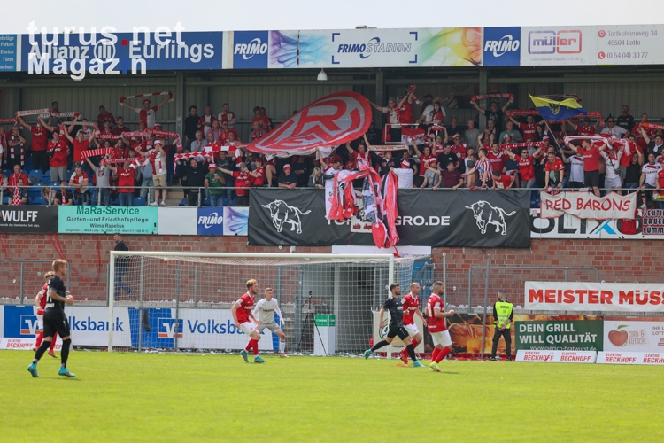 RWE Fans Support in Lotte gegen Rödinghausen 07.05.2022